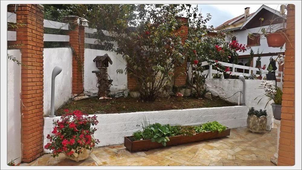 Das Rosas Casa de hóspedes Campos do Jordão